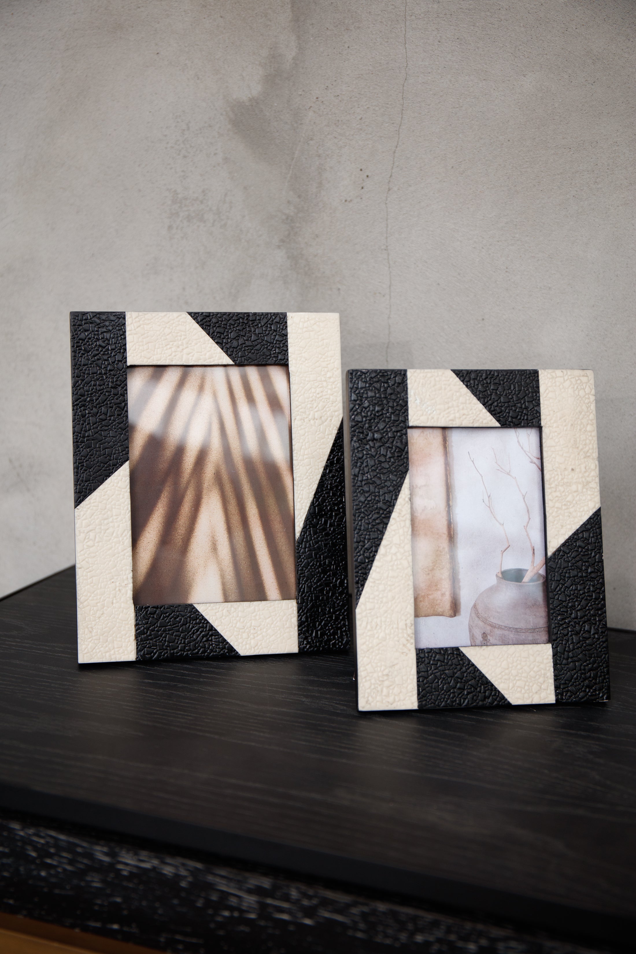 Bentham Black and White 5 x 7 Photo Frame