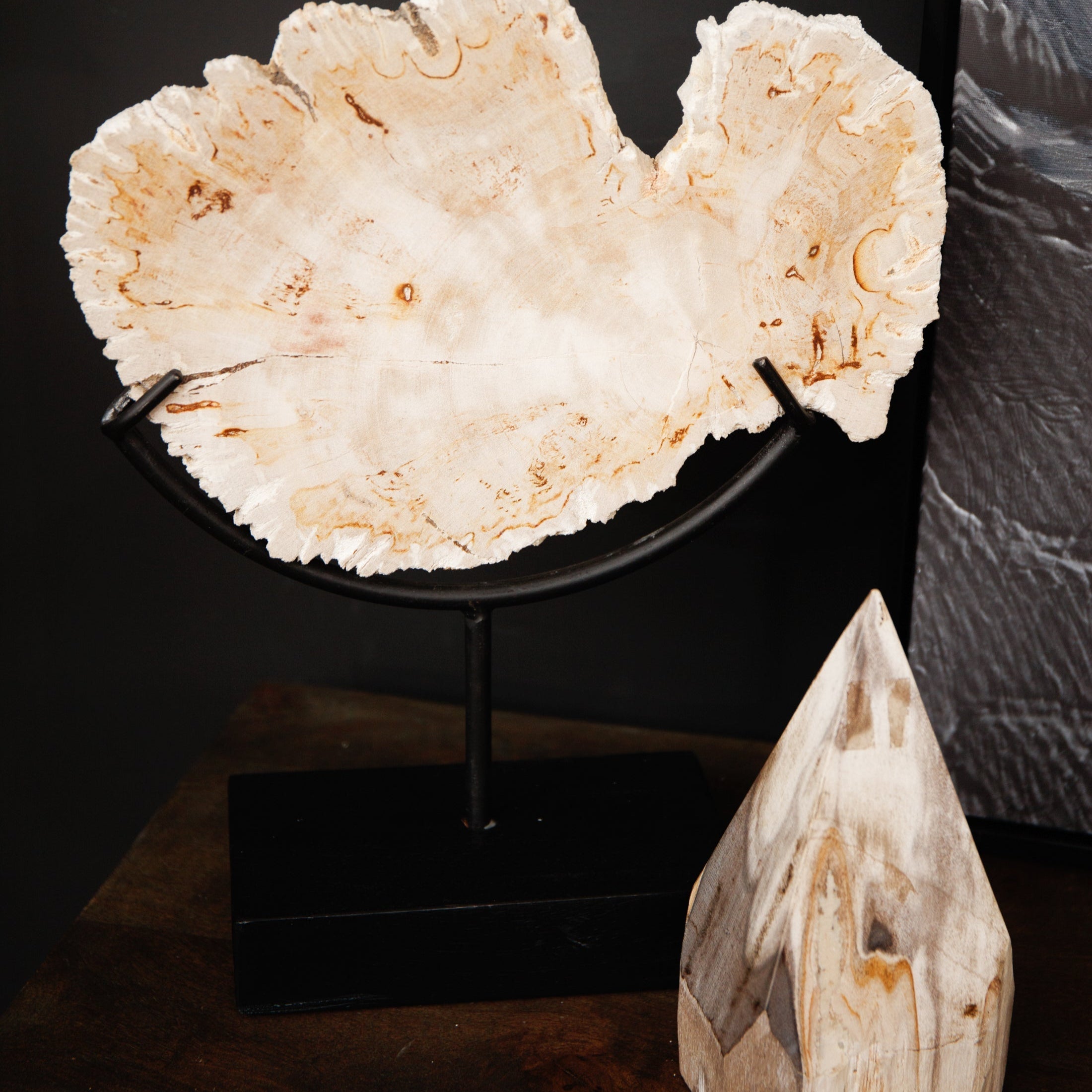 Kairo Wood Sculpture