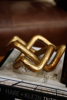 Acle Gold Knot 