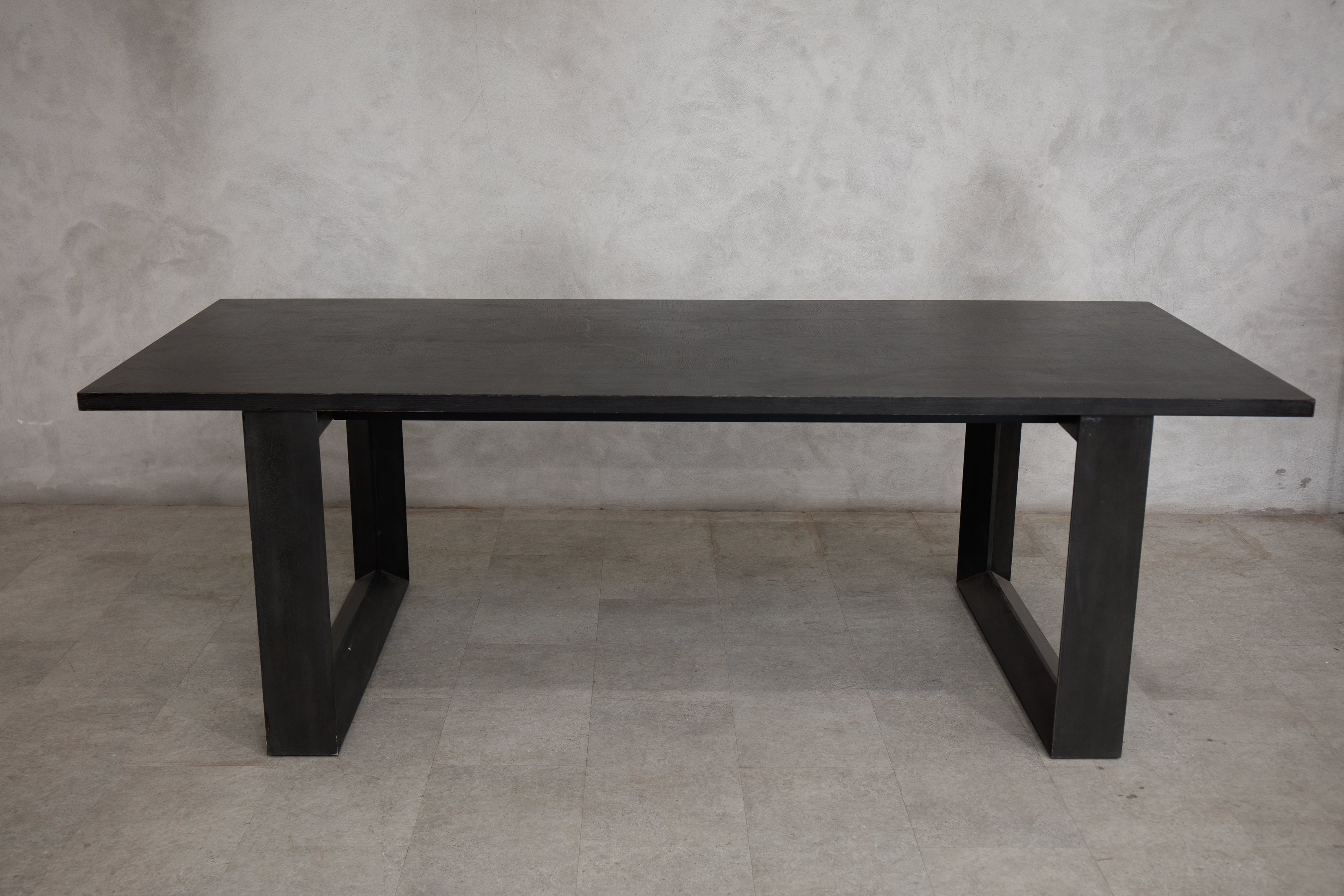 Hamble Dining table 
