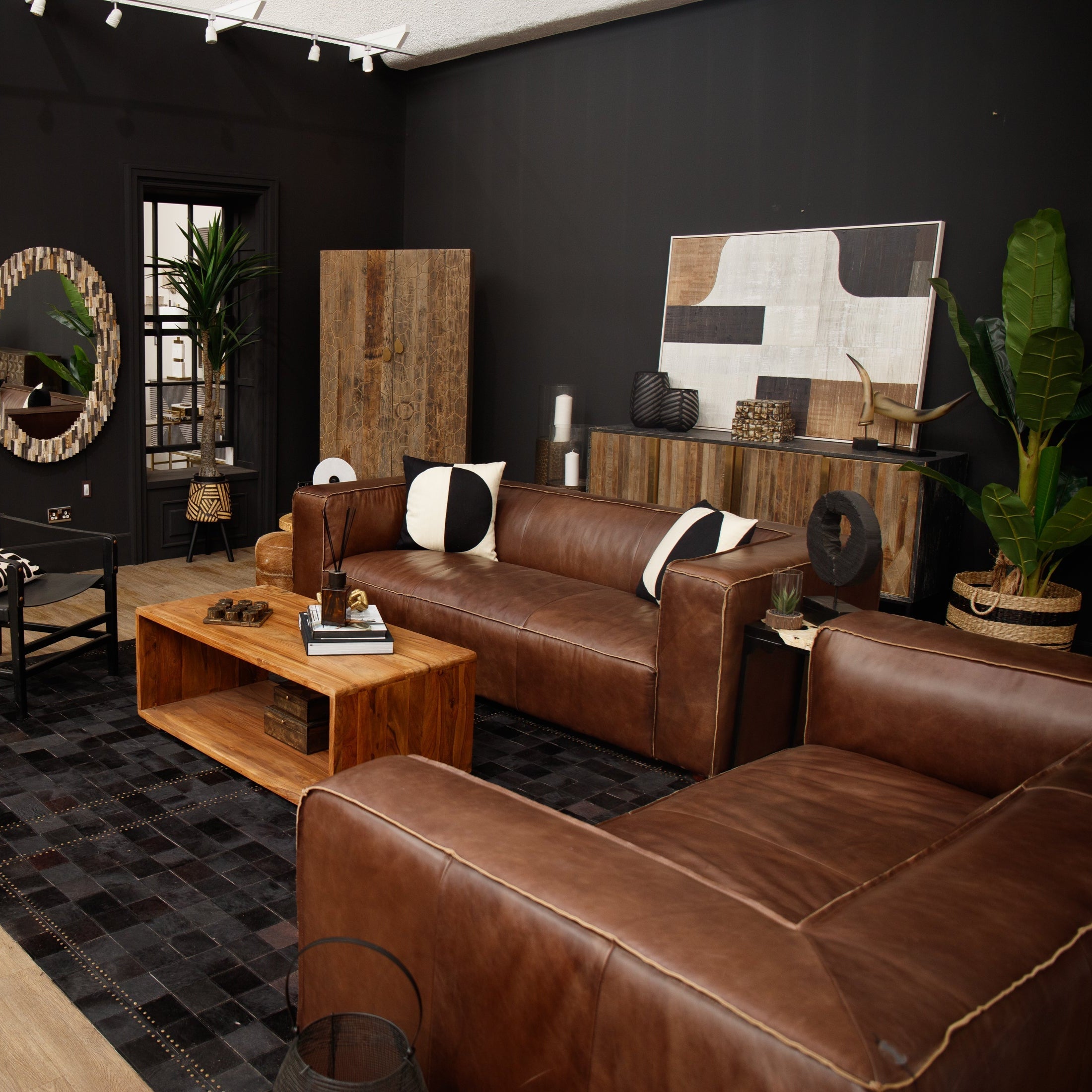 Maven Cowhide Leather Rug